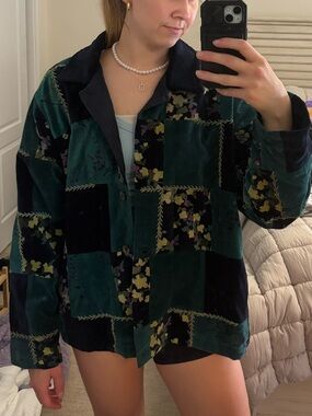 Vintage-Inspired Green Patchwork Velvet Jacket